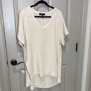 Jupee Beige Short Sleeve V-Neck Tunic NWOT Sz S